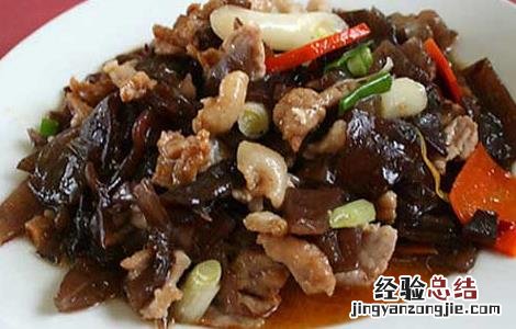 白菜木耳炒肉的家常做法 木耳炒肉的家常做法