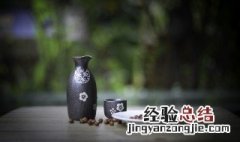 赞美酒香发朋友圈的句子 怎么写出酒的好喝