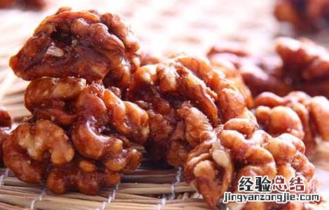 琥珀核桃仁的两种常见做法 琥珀核桃仁的做法家常