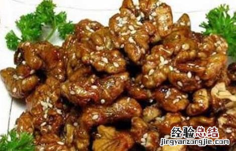 琥珀核桃仁的两种常见做法 琥珀核桃仁的做法家常