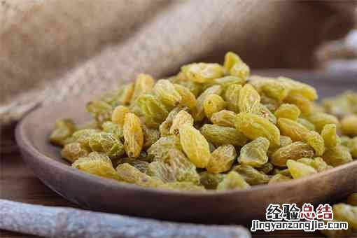 吃葡萄干需要用水清洗吗? 吃葡萄干需要用水清洗吗