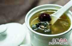 当归黄芪乌鸡汤的做法 当归黄芪乌鸡汤做法比例