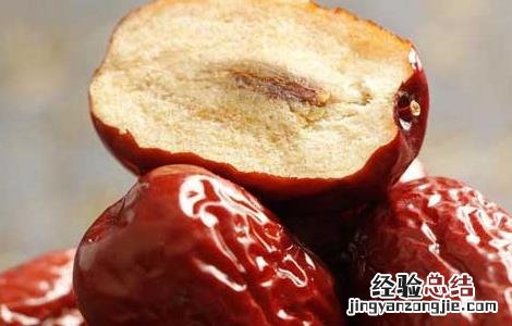 山楂和什么泡水喝好 气滞血瘀山楂和什么泡水喝好