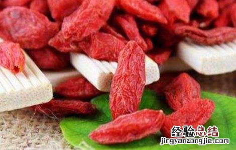 山楂和什么泡水喝好 气滞血瘀山楂和什么泡水喝好