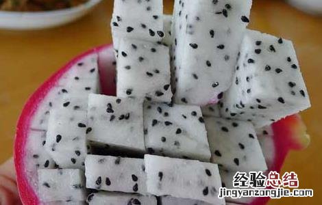 冬天晚上吃火龙果好吗 晚上吃火龙果好吗