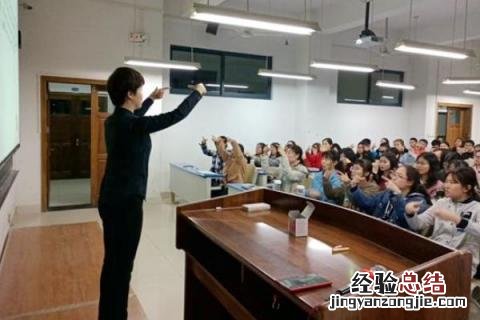 现在干什么既能挣钱,而且投资小 现在干什么投资小可以挣钱的