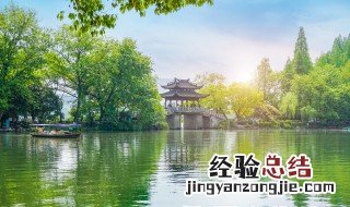 玄武湖和西湖哪个大 玄武湖在哪里
