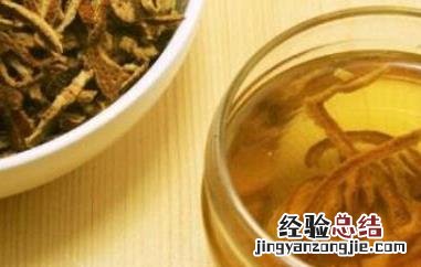 橘子皮泡水浇花有什么好处和坏处 橘子皮泡水浇花有什么好处和坏处没