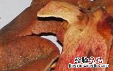 石榴皮煮水洗澡有什么好处 石榴皮煮水泡澡有何用处