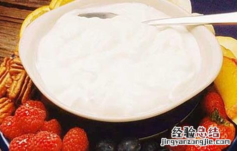 红枣香蕉酸奶减肥法 红枣酸奶加香蕉可以减肥吗
