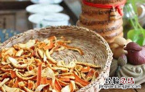 半夏陈皮的功效与作用及禁忌 陈皮的功效与作用及禁忌