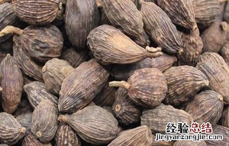 草果的功效与作用是什么 草果的功效与作用是什么呢