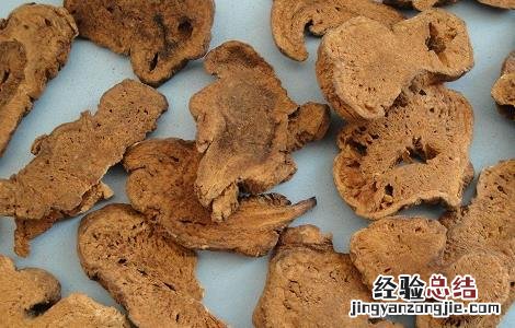 中药炒白术的功效与作用及食用方法 中药炒白术的功效与作用