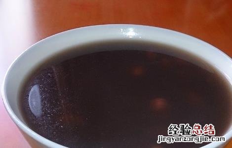 红豆汤的功效与作用和禁忌 红豆汤的功效与作用和禁忌是什么