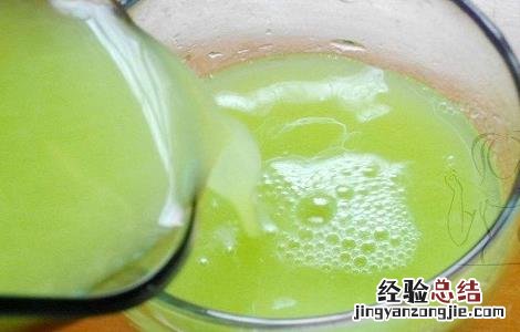 苦瓜泡水喝的功效与作用 苦瓜泡水喝的功效与作用禁忌