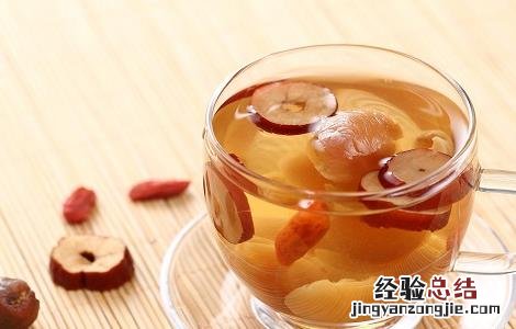 桂圆泡水喝的功效与作用禁忌 桂圆泡水喝的功效