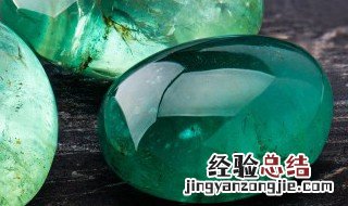 翡翠宝瓶的寓意 翡翠宝瓶的寓意是什么