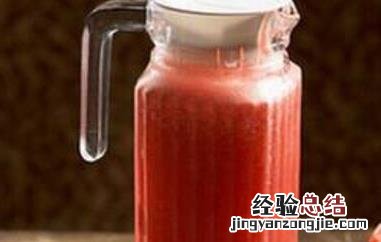 西瓜汁的功效与作用 西瓜汁的功效与作用及禁忌