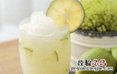 鲜榨柠檬汁的功效与作用 柠檬汁的功效与作用