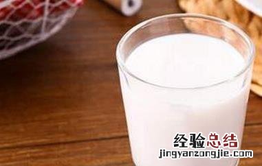 椰子汁是凉性还是热性 椰子汁是凉性还是热性,喝有什么好处?