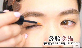先化妆还是先戴隐形眼镜