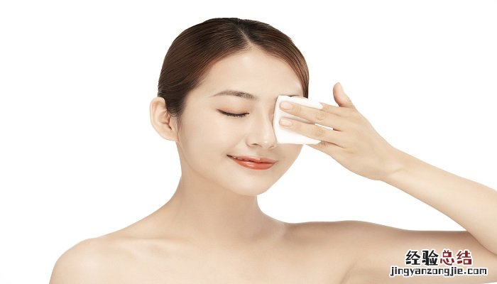 不卸妆直接用洗面奶洗脸可以吗 不卸妆可以直接用洗面奶吗