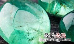 翡翠贵妃镯的优缺点 翡翠贵妃镯