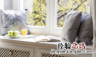 冬天玻璃上的冰花出现在窗外还是窗里 冬天玻璃上的冰花出现在窗外还是窗里的