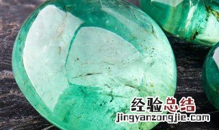 怎么辨别翡翠种老种嫩 怎么看翡翠种老还是嫩