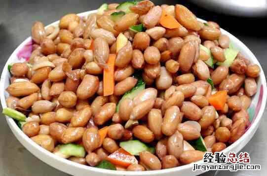 花生米怎么做好吃，花生米的家常做法教程