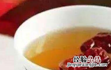 红枣泡水的正确方法热水还是怎么水 红枣泡水的正确方法