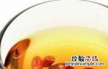 红枣泡水喝的9大禁忌女性喝什么水有好处 红枣泡水喝的9大禁忌