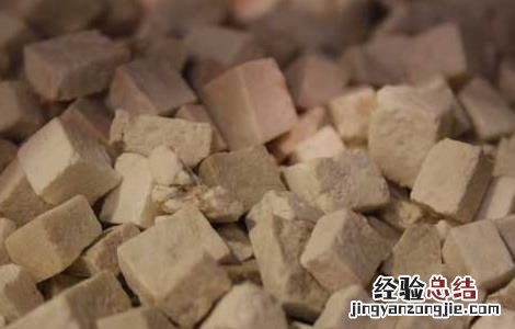 中药赤茯苓的功效与作用 赤茯苓的功效与作用