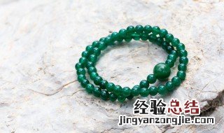 怎么判断白玉手镯的真假 白玉手镯怎么看真假好坏