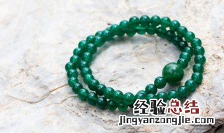 翡翠手串怎么选才是最好的 翡翠手串和玉手串哪个好