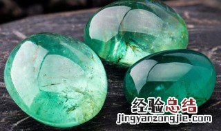 怎样辨别真假玉石珠串 翡翠珠串怎么分辨真假