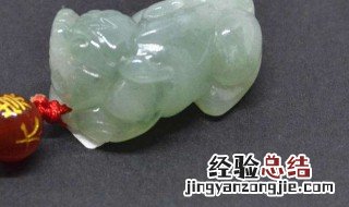 翡翠注胶怎么鉴别 翡翠注胶怎么看