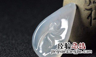 翡翠荷花寓意 翡翠荷花寓意有哪些