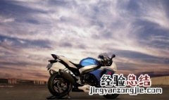 打开摩托车副油箱加油了是不是要关上 你知道什么是摩托车的副油箱吗