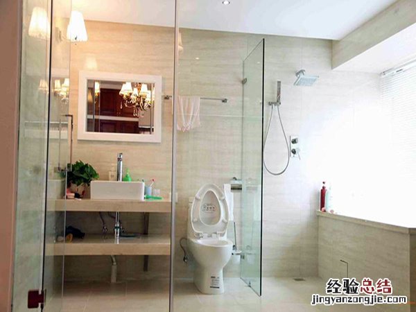 玻璃胶去除小诀窍图片 玻璃胶去除小诀窍