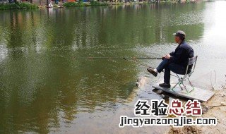 岸筏用双钩还是串钩 具体介绍如下