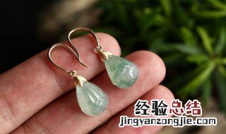 蜻蜓莲蓬翡翠寓意 蜻蜓莲蓬翡翠有如下寓意