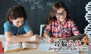 纷纷什么四字成语五年级 纷纷什么四字成语