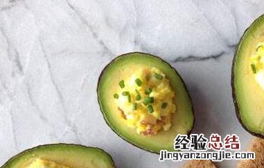 宝宝吃牛油果油的功效与作用禁忌 宝宝吃牛油果油的功效与作用