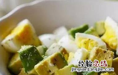 8个月婴儿怎么吃牛油果需要蒸熟吗 8个月婴儿怎么吃牛油果