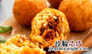 日式煎饭团的做法 日式煎蛋饭