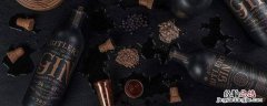 酒瓶塞怎么塞回去 酒瓶木塞怎么塞进去
