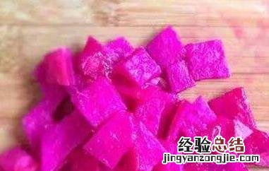 火龙果皮煮水的功效与作用是什么 火龙果皮煮水的功效与作用