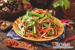鱼腥草和折耳根的区别是什么 鱼腥草和折耳根是一样的