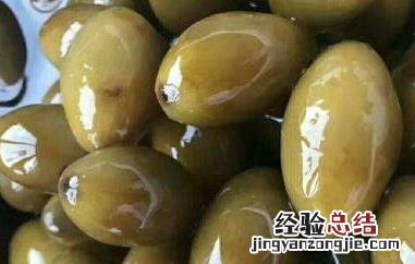 青橄榄泡水的功效与作用及禁忌 青橄榄泡水的功效与作用